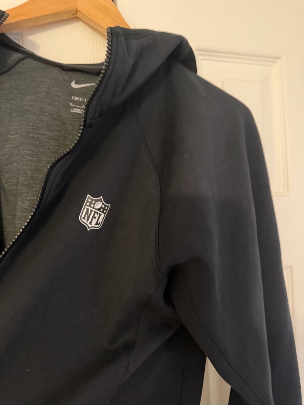 Nike Men’s NFL Dri-FIT Black Full-Zip Hoodie Size Small - Picture 7 of 7